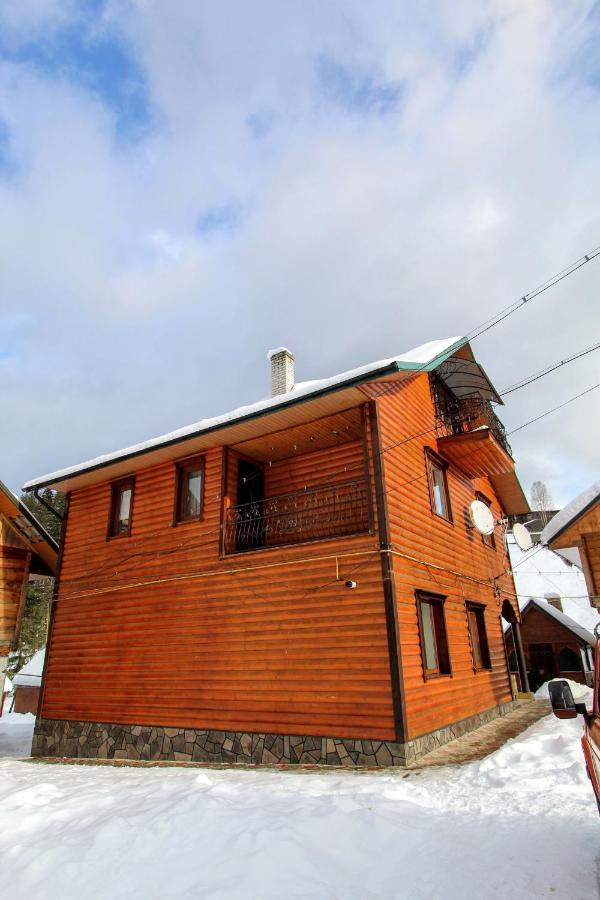 Cottage "Kliverent" Jaremtsche Exterior foto